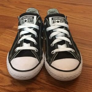 Converse - All Star, low tops (girl or boy)